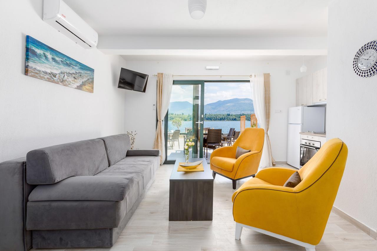 Apartmani Mia Tivat Exteriér fotografie