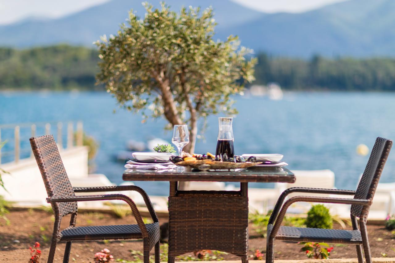 Apartmani Mia Tivat Exteriér fotografie
